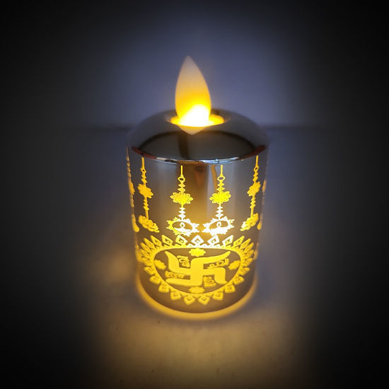 Picture of Swastika Candle with Swinging Flame