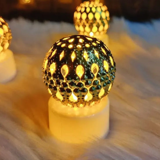 Picture of Ball Gold Tealight