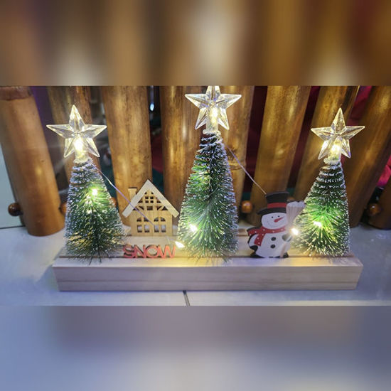 Picture of Xmas Tree Snow with Light