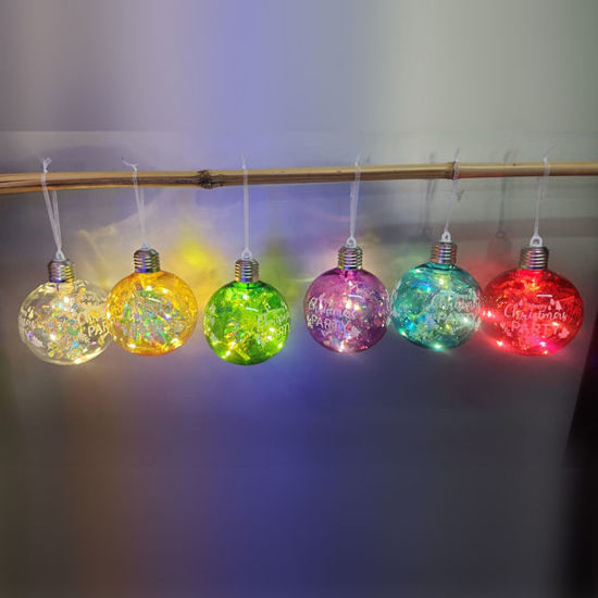 Picture of Xmas Ball with Garland & Light